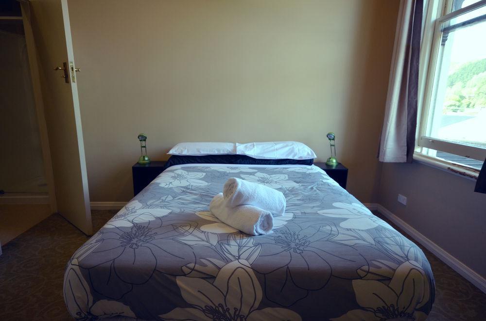 The Prince Albert Backpackers & Bar Νέλσον Εξωτερικό φωτογραφία